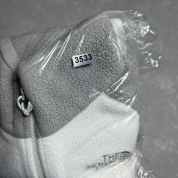 The North Face Women’s White And Gray Full Zip Fleece Jacket Size Small - Picture 13 of 13